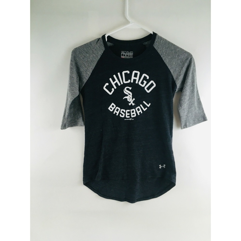 UIder Armour T-Shirt Mens Youth Size Medium Gray Black ¾ Sleeve Chicago Baseball